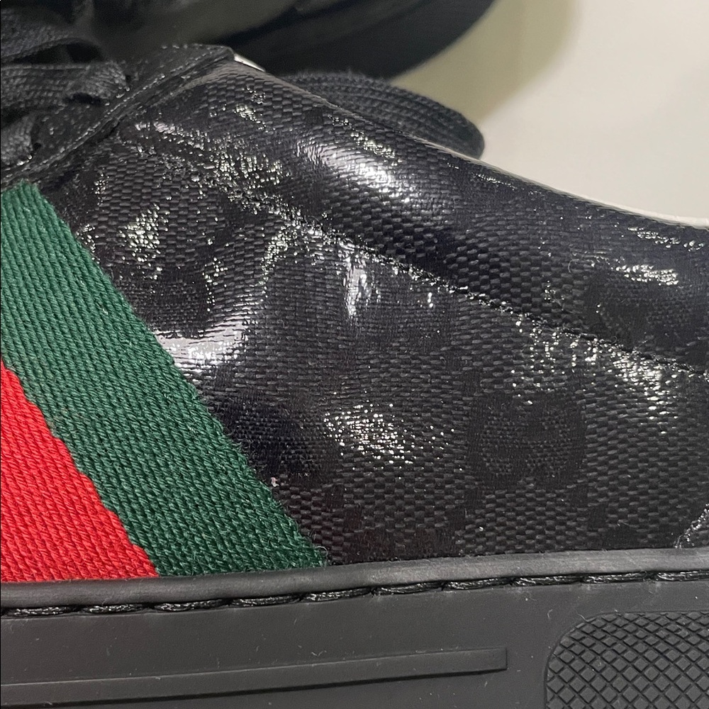 Gucci NWT Men's Patent Black Leather Ace Sneakers w/ Red & Green Stripes 9.5US - Picture 4 of 16